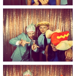 20190831_214135_350_1x