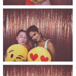 20190831_214434_386_1x