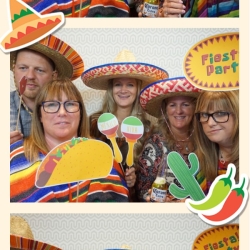 20190908_201401_076_1x